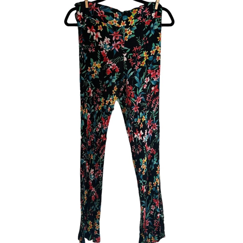 Self Esteem Women's Floral pants. Size XL  434